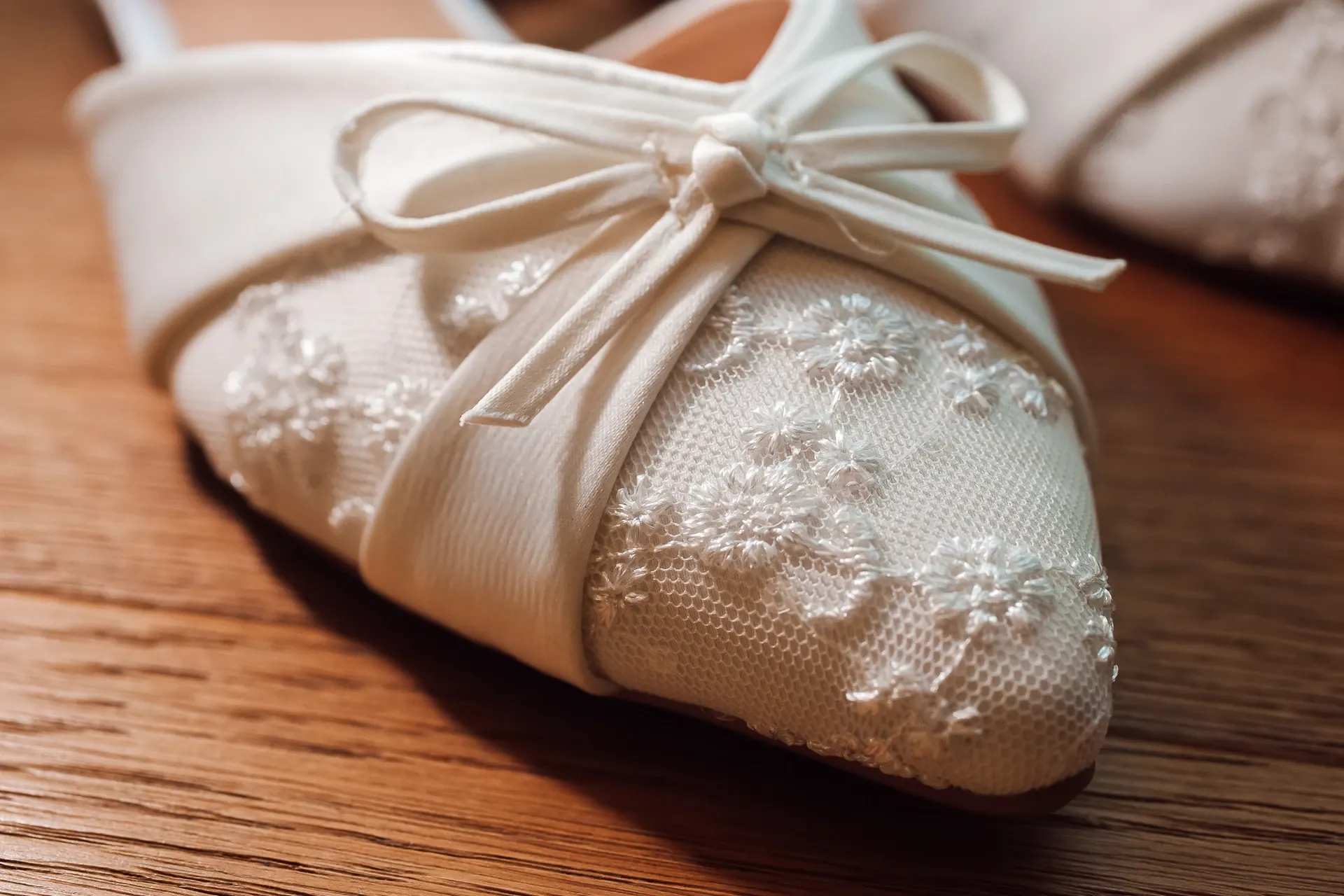 Brautdetails — Schmuck und Accessoires, Hochzeit im Schloss