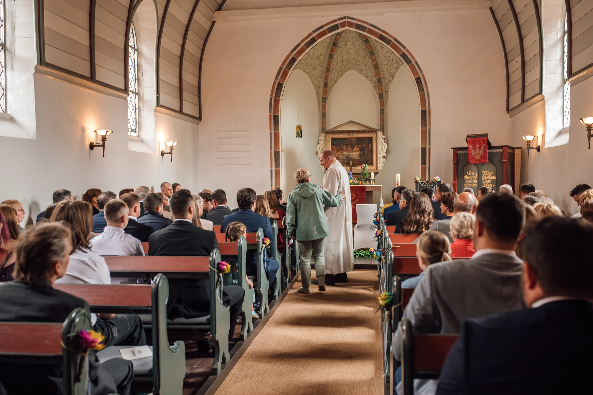 Kirchliche Trauung — feierliche Atmosphäre in Göttingen